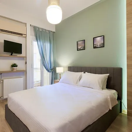 The White Tower Luxury Apartment By Thesskey Residences *