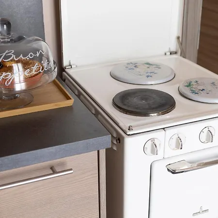 The White Tower Luxury - 2br, 1ba, 1wc By Thesskey Residences Διαμέρισμα
