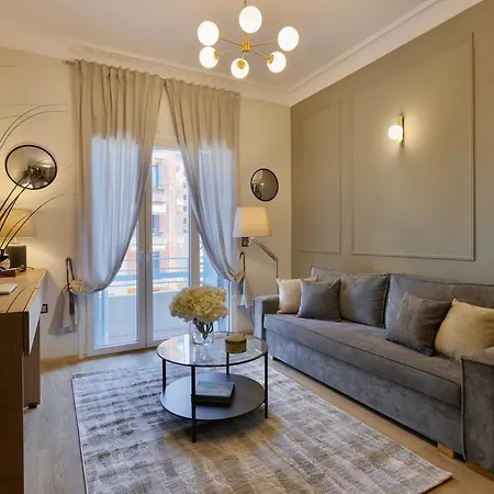 The White Tower Luxury By Thesskey Residences Apartman