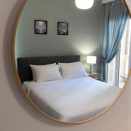 The White Tower Luxury By Thesskey Residences *