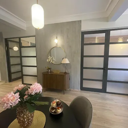 Apartman The White Tower Luxury By Thesskey Residences