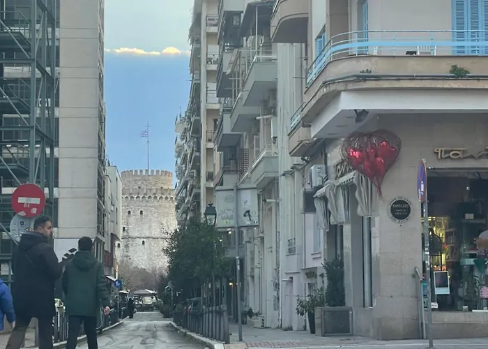 The White Tower Luxury - 2br, 1ba, 1wc By Thesskey Residences סלוניקי