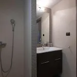 The White Tower Luxury - 2br, 1ba, 1wc By Thesskey Residences